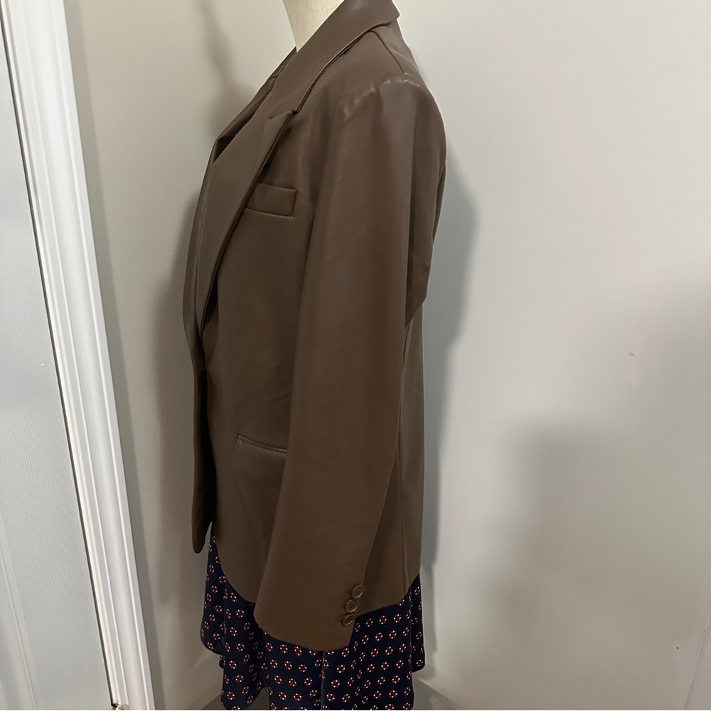 Brown isn’t just a color this year, ~The Drop Women's Classic Brown Blazer - Picture 5 of 14